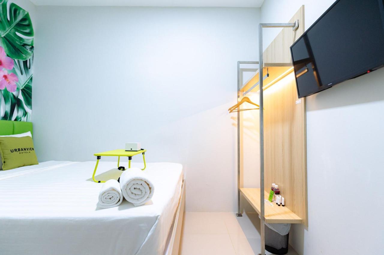 Urbanview Hotel R House Batam By Reddoorz Bagian luar foto