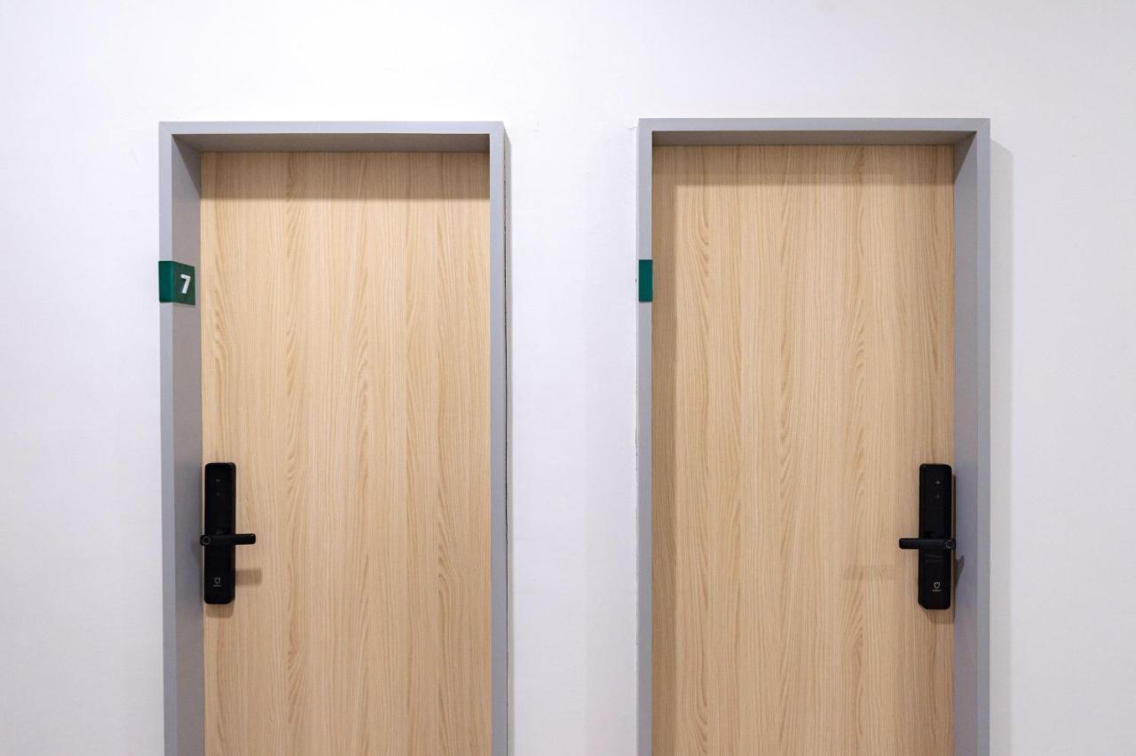 Urbanview Hotel R House Batam By Reddoorz Bagian luar foto