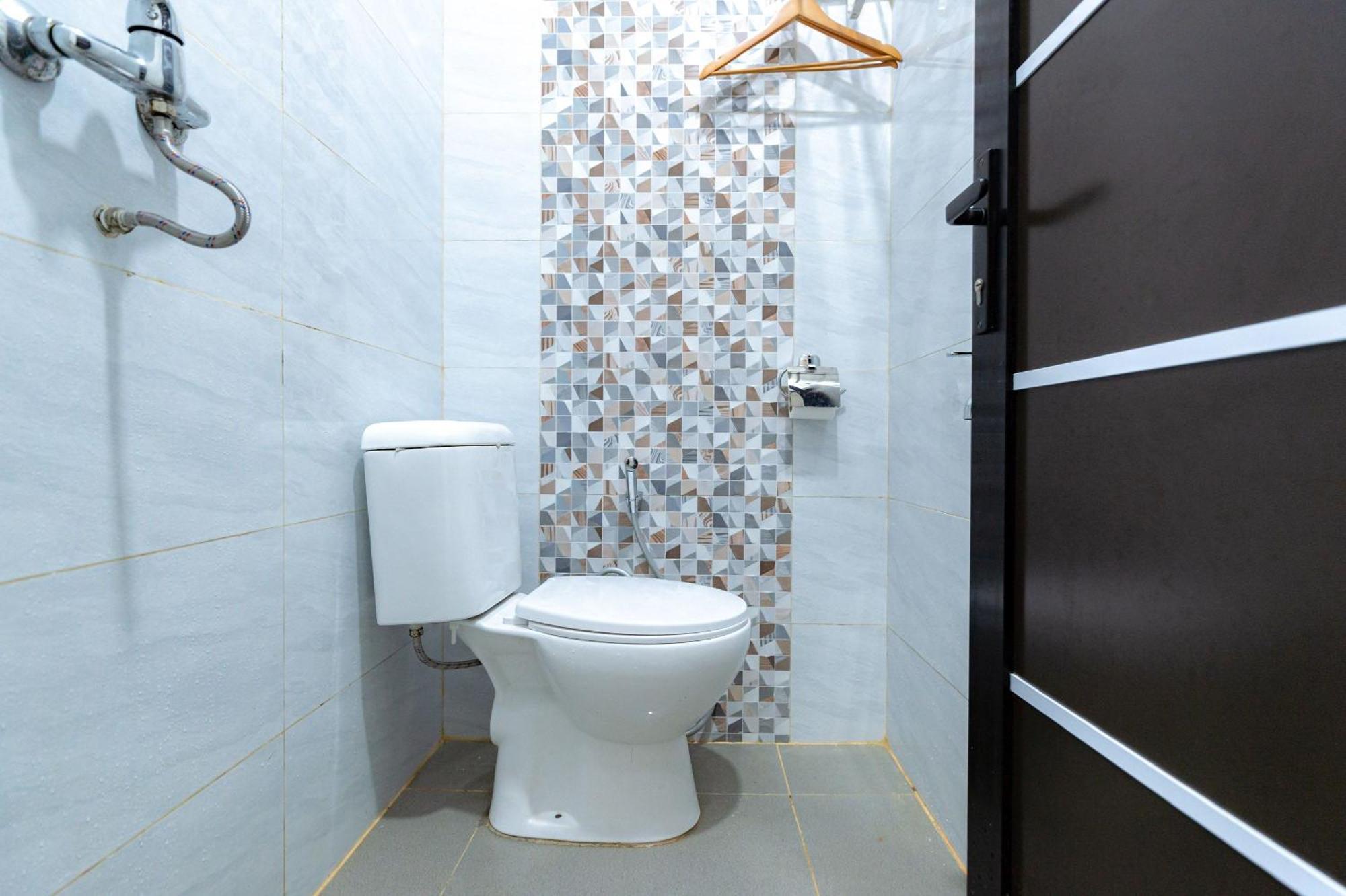 Urbanview Hotel R House Batam By Reddoorz Ruang foto